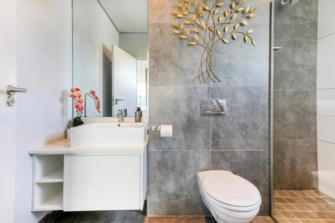 City View 1 Bedroom Apartment In Cbd Cape Town
