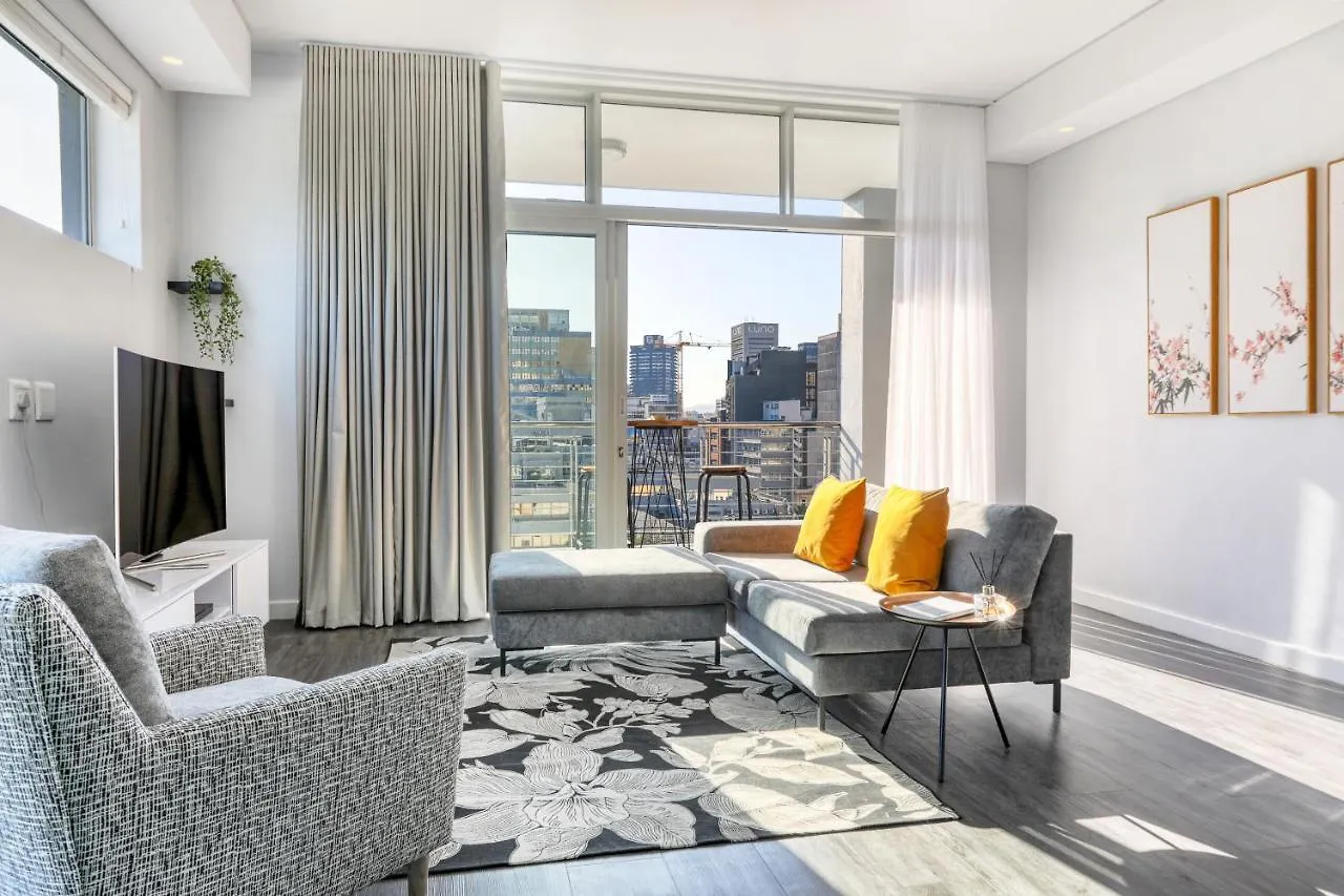 City View 1 Bedroom Apartment In Cbd Cape Town